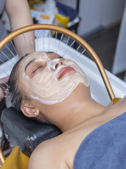 Dịch Vụ Gội Đầu Dưỡng Sinh Tại Spa Cô Ba: Chăm Sóc Tóc Và Tâm Hồn